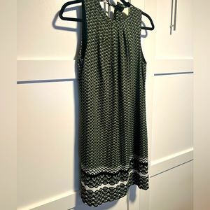 Brand new/never worn H&M dark green print dress.